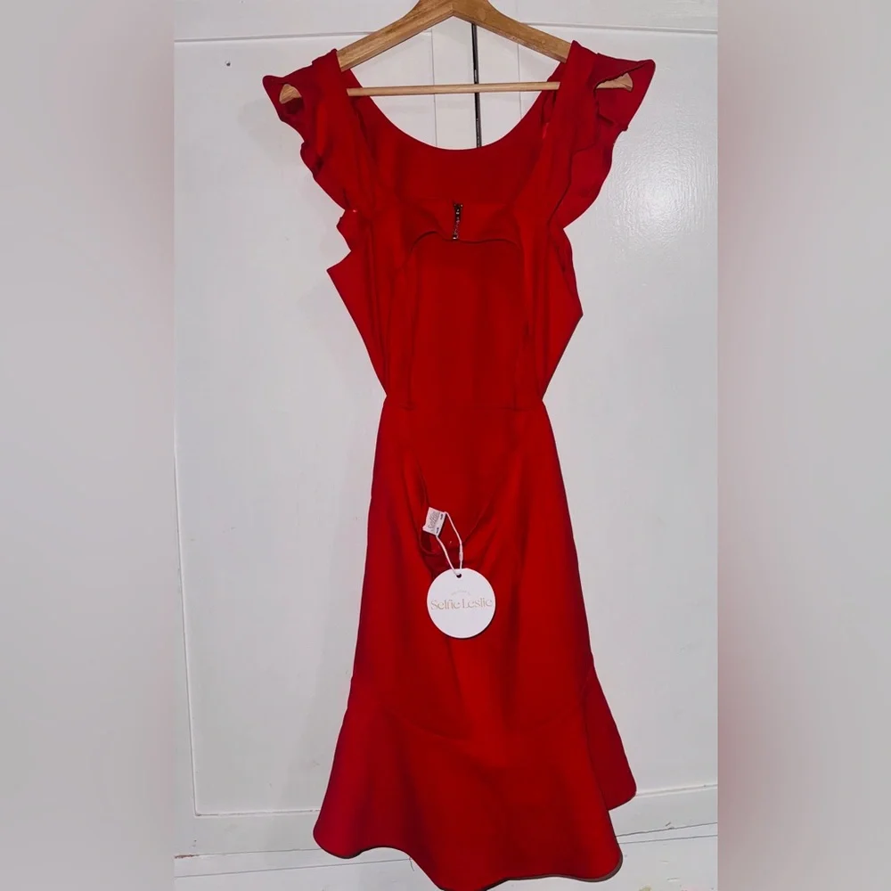 Selfie Leslie Jackie Wide Ruffle Hem Pinafore Dress - Picture 8 of 11